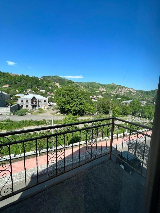 Mthnadzor Hotel Goris Exterior photo