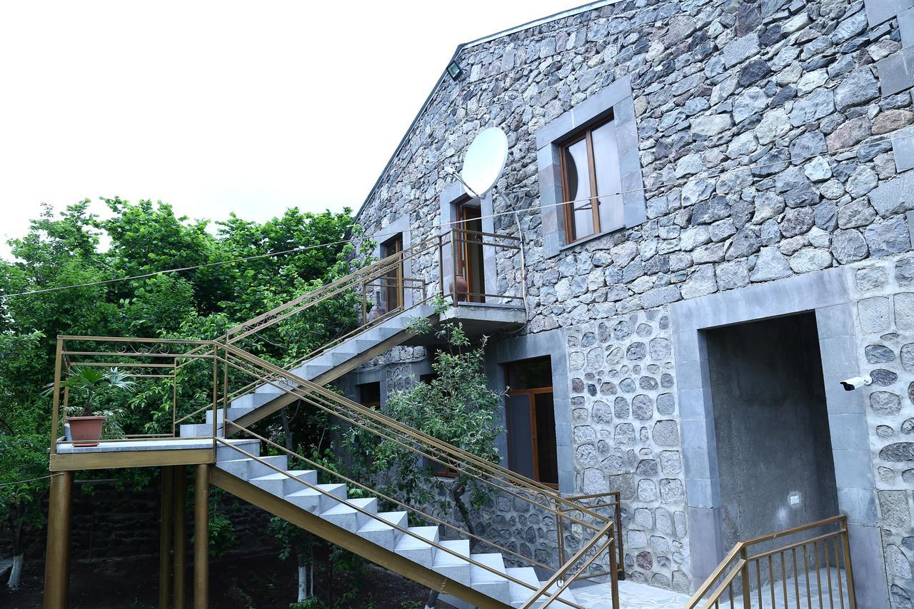 Mthnadzor Hotel Goris Exterior photo