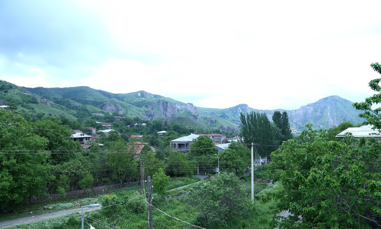 Mthnadzor Hotel Goris Exterior photo